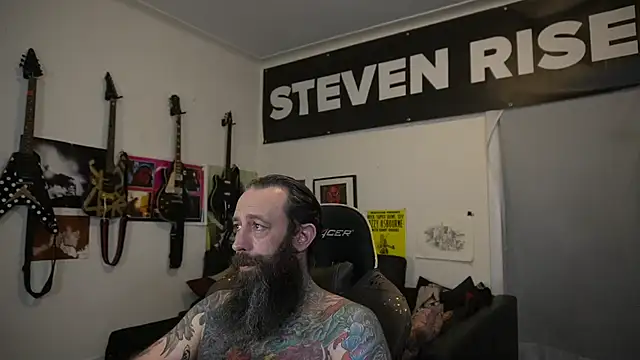 הופעת וובקאם של StevenRiseNYC