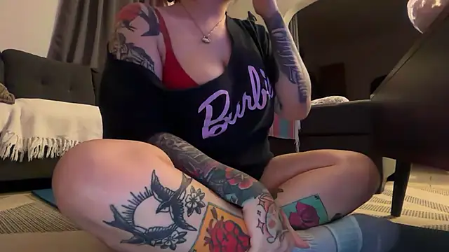 Chat +18 de Pumpkin_bunny ao vivo