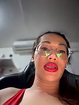 دردشة XSharmaineX الجنسية المباشرة