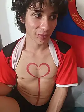 LittleTymmy Adlı Modelin Canlı XXX Sohbeti