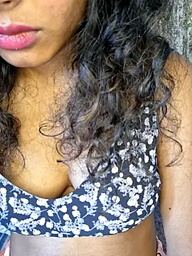 Akni_'s Live XXX Chat