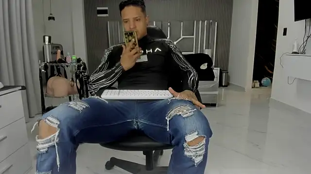 Chat XXX en directo de master_leather