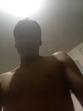 XXX chat uživo modela bxbicho20