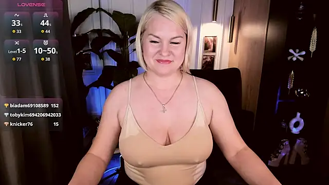 YolandaKiss Obrolan Langsung XXX