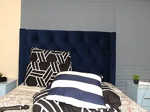 QUEENMANDYY Chat XXX live