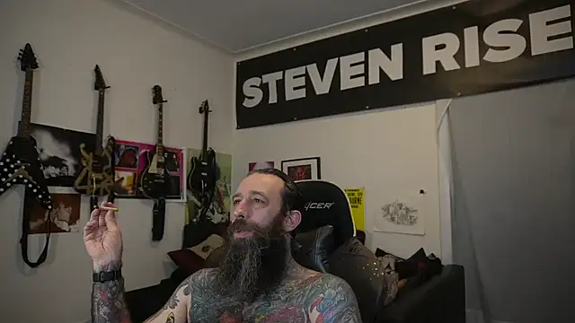 StevenRiseNYC Adlı Modelin Canlı XXX Sohbeti