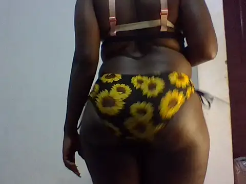 Chat +18 de glowing-jewel ao vivo