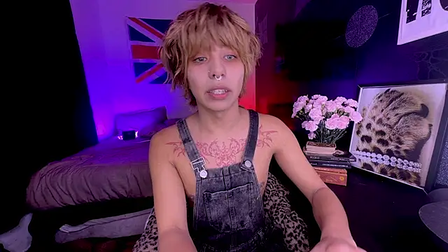 Aronn_44's Live XXX Chat