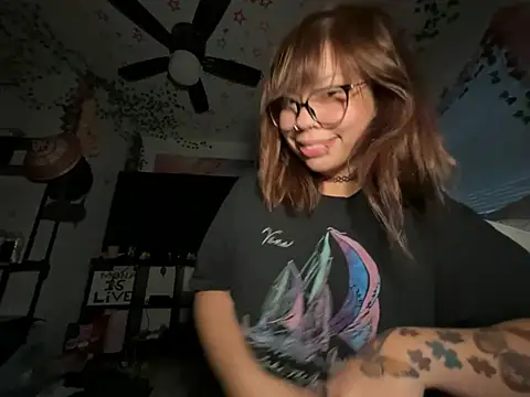 moan4mona লাইভ XXX চ্যাট