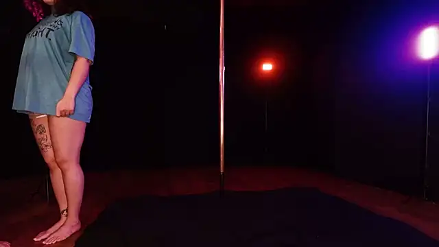 shadowmanNsnowflake Live XXX Chat