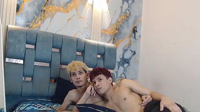 YOUNG_BOYS_HELL's Live XXX Chat