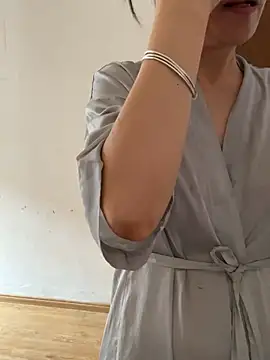 xiiuuff18のライブXXXチャット