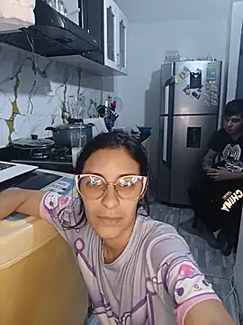 kingofqueenxxx webcam show