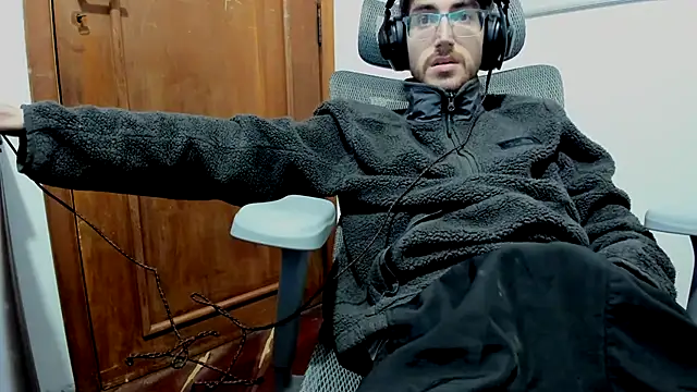 Chat +18 de 4rthurTV ao vivo