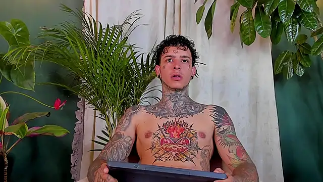 Czat XXX na żywo – Aron_ford