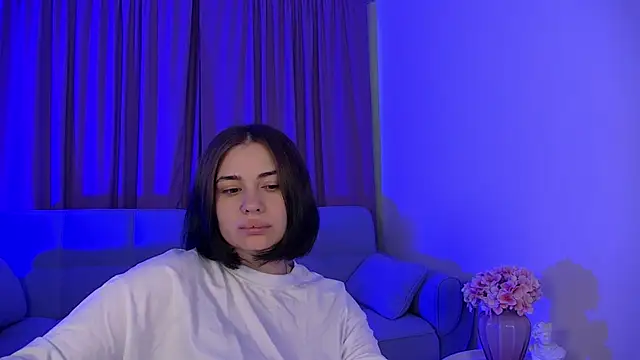 AdrianaToress élő XXX-chatje