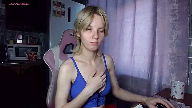 Madelaineses élő XXX-chatje