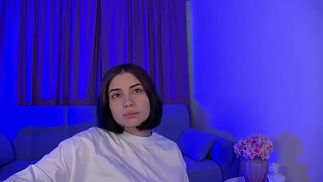 AdrianaToress élő XXX-chatje