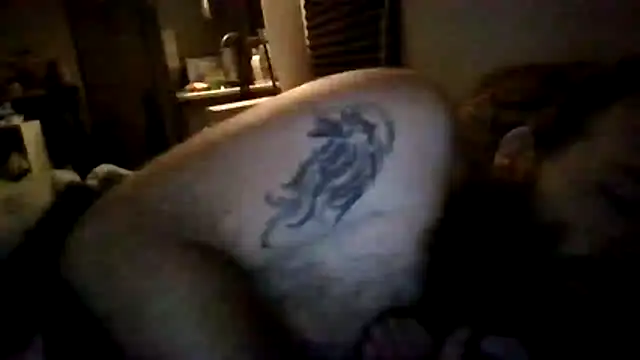 ThisGuy42o's Live XXX Chat