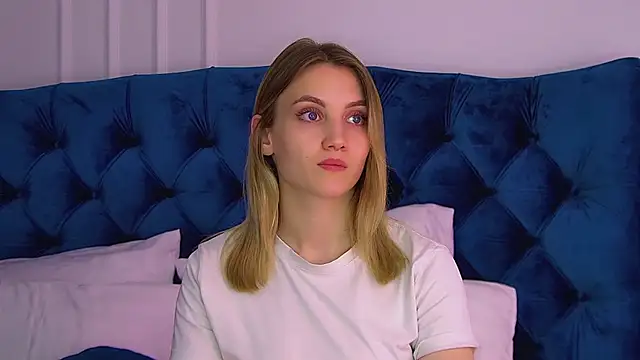 StacyEvances Adlı Modelin Canlı XXX Sohbeti