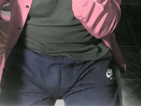 XXX chat uživo modela OreCam
