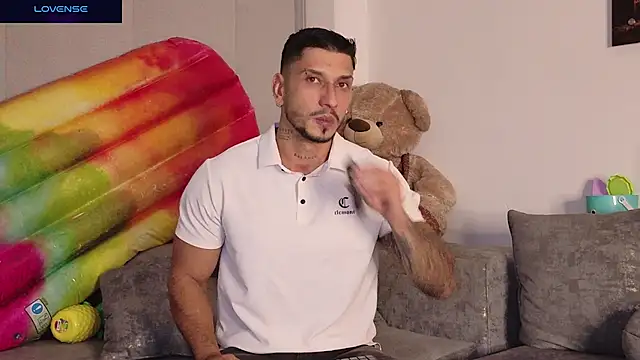 Chat +18 de Seth_Vegaa ao vivo