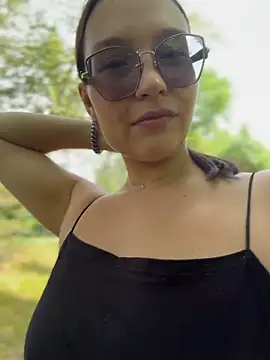 Show modela LunaMood na web-kameri