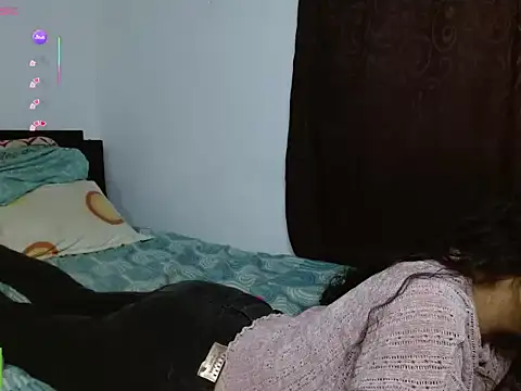 Amitlu_ élő XXX-chatje