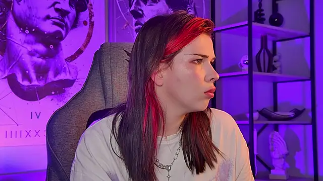 XXX chat uživo modela AliceSunday