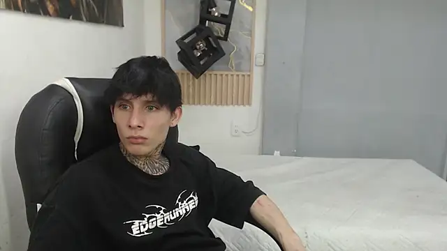 Онлайн чат XXX Cry_thereal