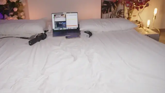 SexyGamesn Live XXX chat