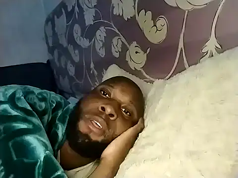 Stallion100 Live XXX-Chat