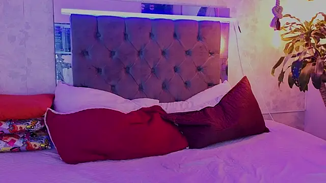 july_quinzel's Live XXX Chat