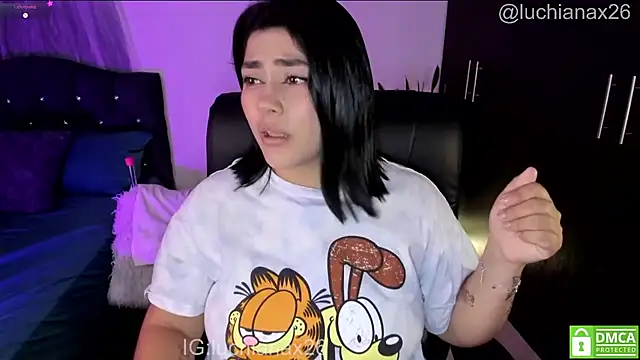 Chat XXX en directo de lucy26_