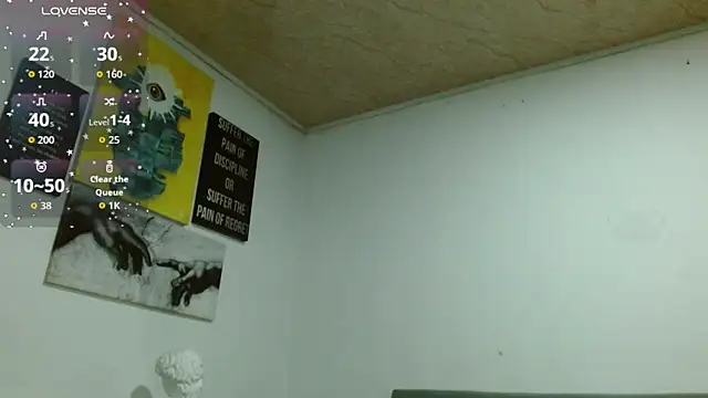 ZoeBakers_'s Live XXX Chat