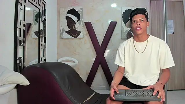 Chat XXX ao vivo de BLACK_AND_WHITET