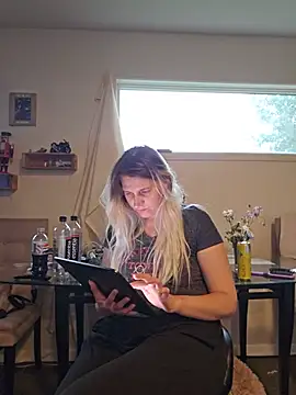 ScarletCallings_420 – Naživo XXX chat