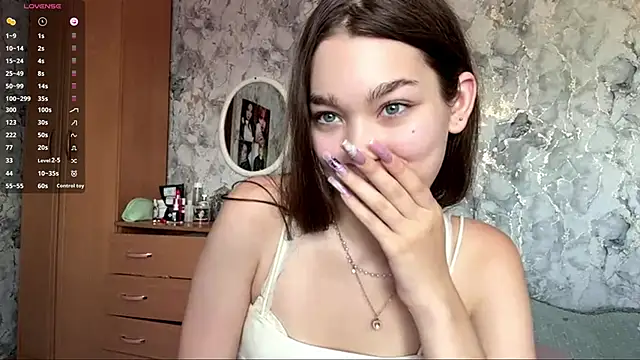 Živý XXX chat Cuteviola