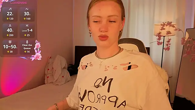 EvaHamilton live XXX chat