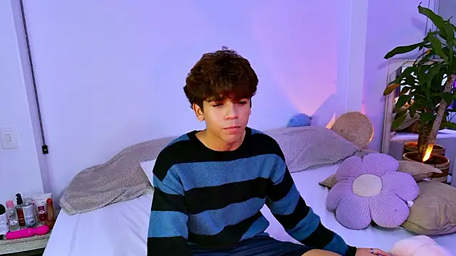 Samy_Twink: онлайн-секс-чат