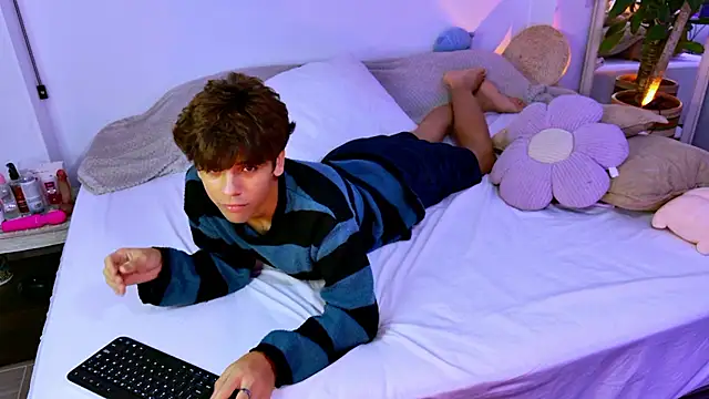Samy_Twink Chat XXX in diretta