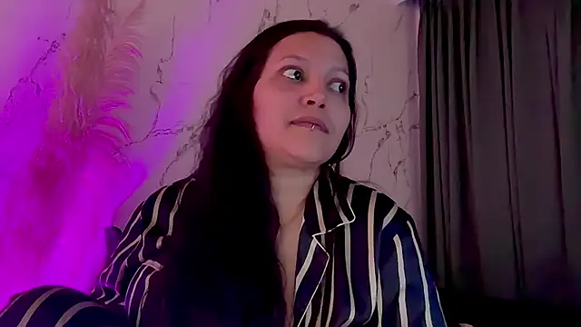 MarcellaGriffin's Live XXX Chat