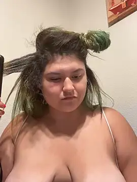 puchibad's Live XXX Chat