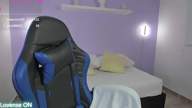 nataly_rodri élő XXX-chatje