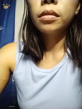 Blush_Taniiya élő XXX-chatje