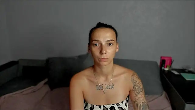 AnnaMized élő XXX-chatje