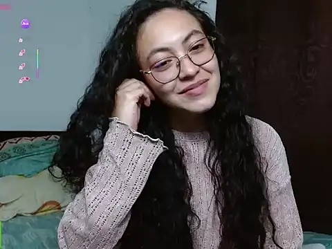 Amitlu_ élő XXX-chatje