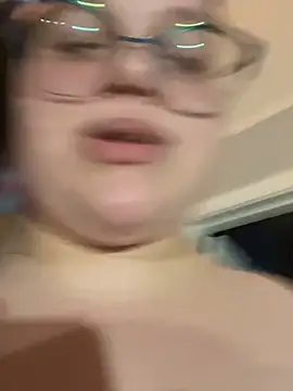 ItsBunniBabe webkamerás műsora