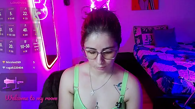valentina_angel élő XXX-chatje