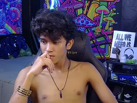 hugekenbigcock's Live XXX Chat